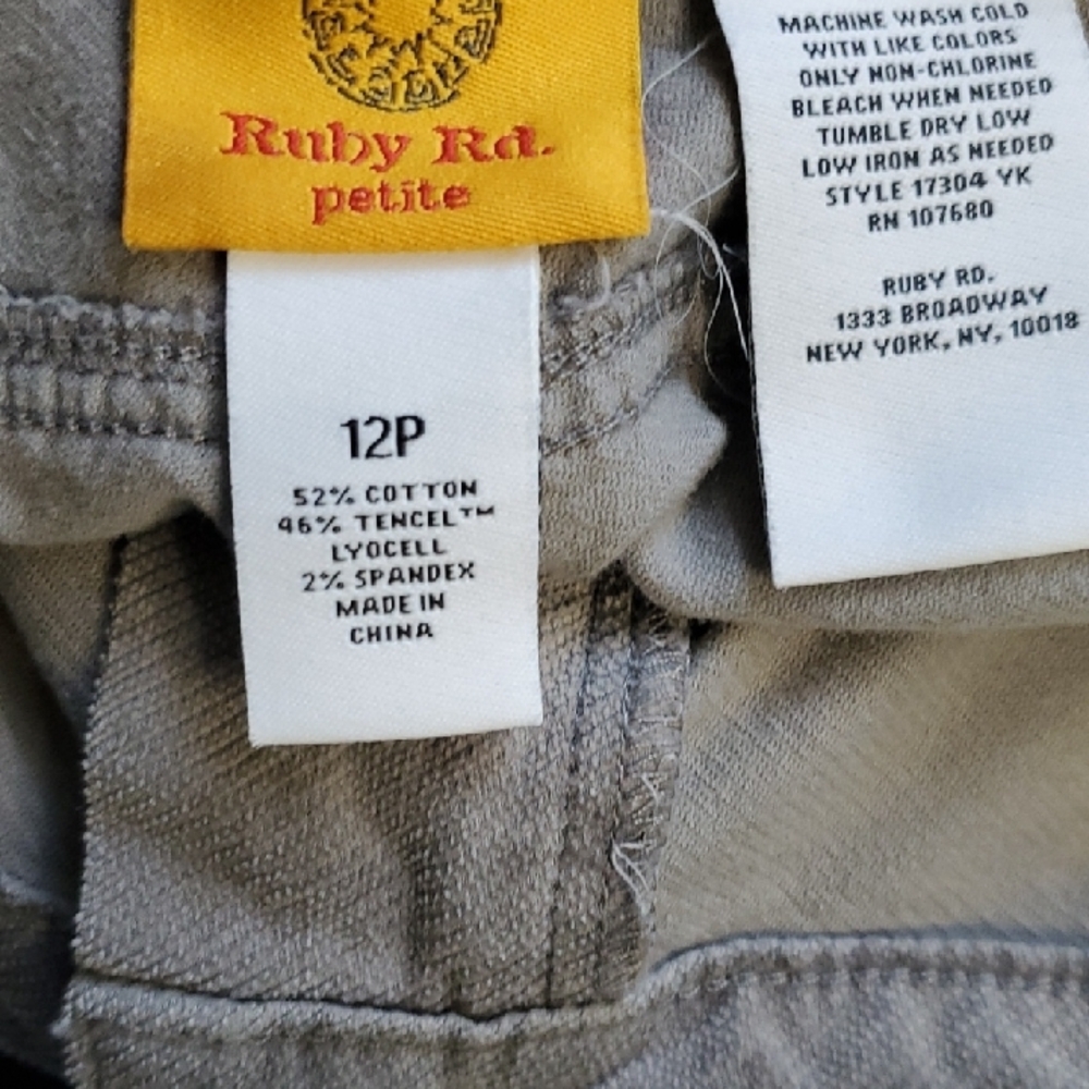 Ruby Rd. Petite Gray Pants - Picture 4 of 4